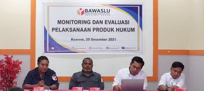 BAWASLU PAPUA GELAR MONITORING DAN EVALUASI PELAKSANAAN PRODUK HUKUM BAWASLU