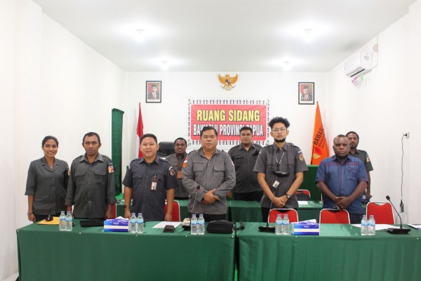 Dalam rangka Pengisian Instrumen Dugaan Penanganan Pelanggaran ASN, Bawaslu Papua gelar Rapat Pembahasan