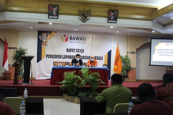 DEMI TERTIB ADMINISTRASI, BAWASLU PAPUA GELAR RAPAT KERJA PERSIAPAN LAPORAN KEUANGAN 