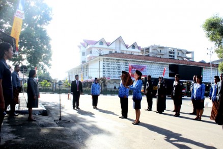 HUT RI KE 72, BAWASLU PAPUA GELAR UPACARA BENDERA