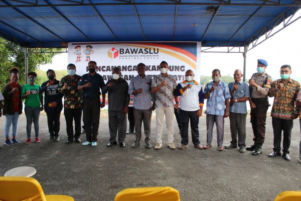 BAWASLU PAPUA CANANGKAN KAMPUNG SEREH MENJADI KAMPUNG PENGAWASAN PARTISIPATIF 