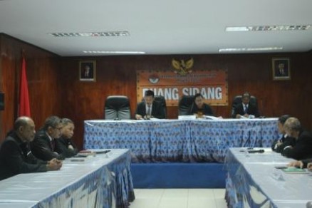 Bawaslu Papua Tolak Gugatan Lukmen soal dugaan ijazah palsu JWW 