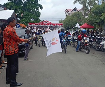 Bawaslu Papua Gelar Pawai Pemilu Taat Aturan