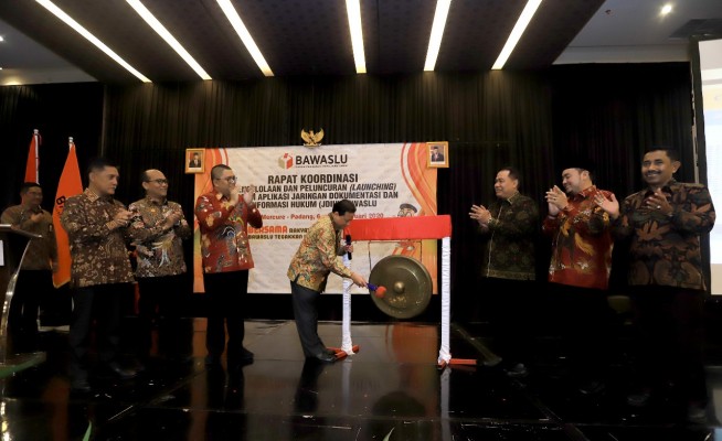JDIH BAWASLU MENANDAI BABAK BARU UNTUK KECEPATAN, KEMUDAHAN DAN KEAKURATAN AKSES PUBLIK