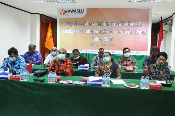 PENGELOLAAN DATA DAN INFORMASI BERBASIS IT, BAWASLU PAPUA : DAPAT MENJADI BANK DATA BAWASLU SE-PROVINSI PAPUA