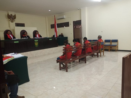 TERBUKTI LAKUKAN TINDAK PIDANA PEMILIHAN, EMPAT ORANG DIJATUHI HUKUMAN PENJARA