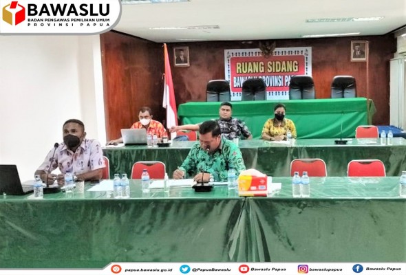 BAWASLU PAPUA LAKSANAKAN RAPAT KOORDINASI PENYUSUNAN TIME-LINE DAN PELAKSANAAN PROGRAM KERJA DIVISI PENANGANAN PELANGGARAN BERSAMA BAWASLU KAB/KOTA SE-PROVINSI PAPUA