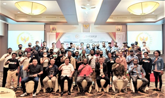 Bawaslu Provinsi Papua Ajak Seluruh Elemen Masyarakat, Terutama Generasi Millenials Turut Berpartisipasi Aktif dalam Pemilu Serentak 2024
