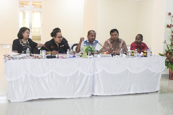 PRESS RELEASE BAWASLU PROVINSI PAPUA - 
Patuhi Aturan Pemilu, Hindari Politisasi Identitas