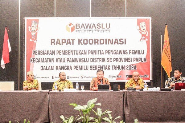 Bawaslu Provinsi Papua  Selenggarakan Rapat Koordinasi Persiapan Pembentukan Panitia Pengawas Pemilu Kecamatan / Distrik Se-Provinsi Papua