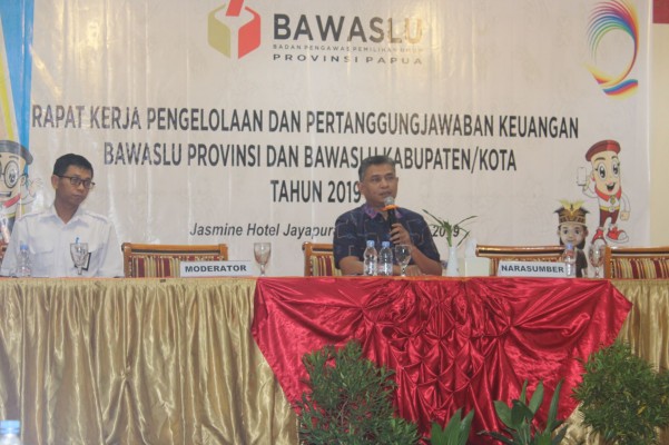 BAWASLU PAPUA MELAKSANAKAN RAPAT KERJA TEKNIS PENGELOLAAN DAN PERTANGGUNG JAWABAN KEUANGAN