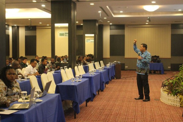 PELATIHAN PENINGKATAN SDM DALAM SIDANG PENANGANAN PELANGGARAN ADMINISTRATIF PEMILU 2019