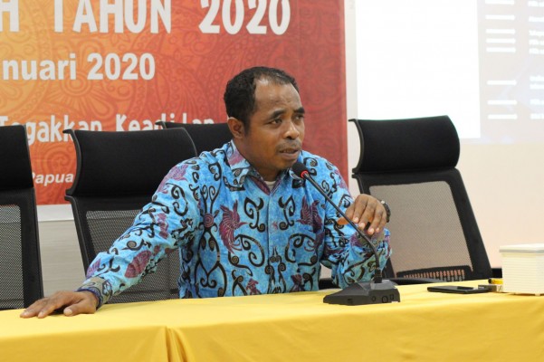 NIKO TUNJANAN : FORM A SENJATA UTAMA BAWASLU