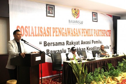 BAWASLU  PAPUA GELAR SOSIALISASI  PENGAWASAN  PARTISIPATIF 