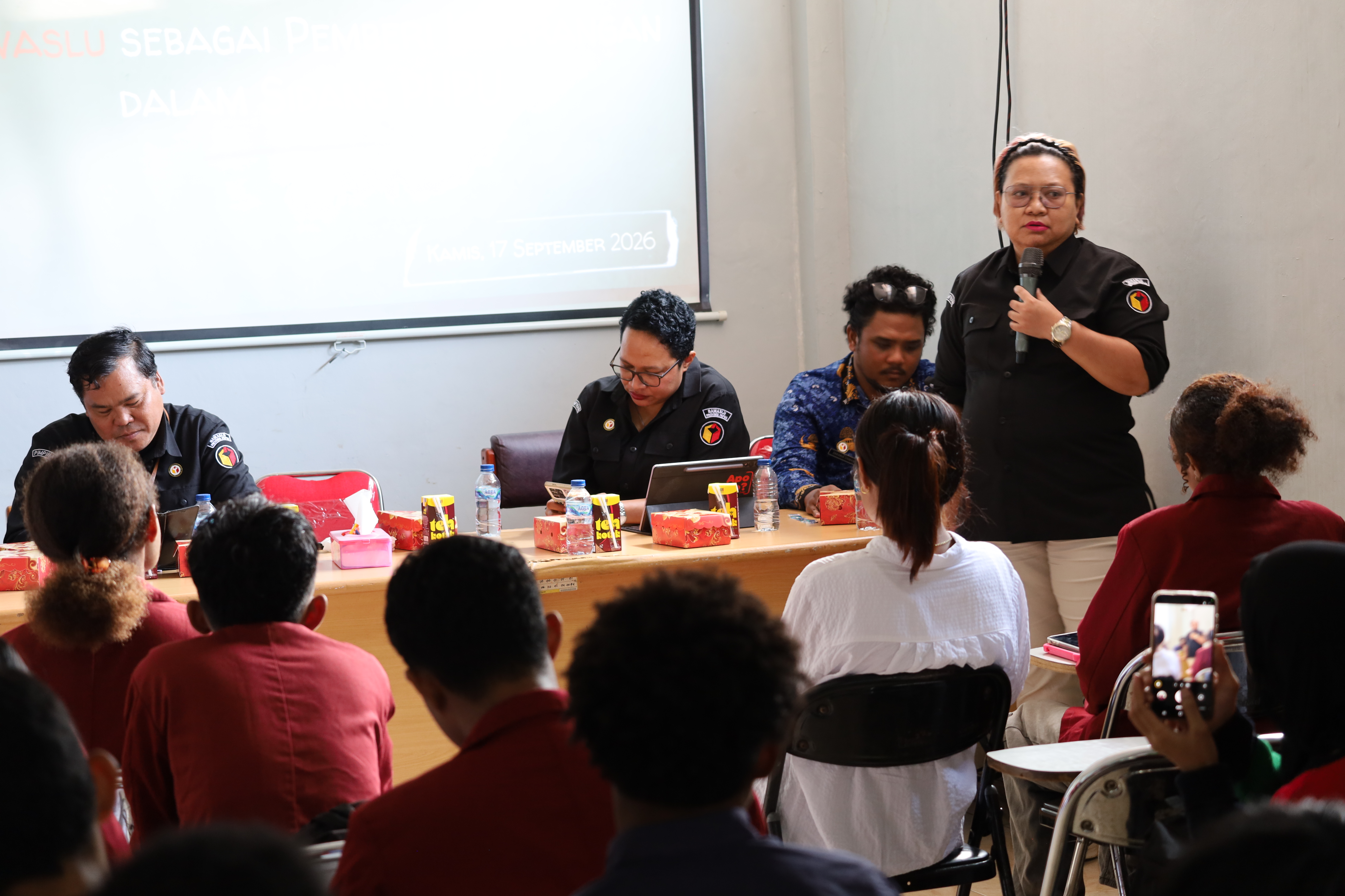 Isi Kuliah Umum, Haritje Bedah Peran dan Posisi Bawaslu dalam Sidang PHPU di MK
