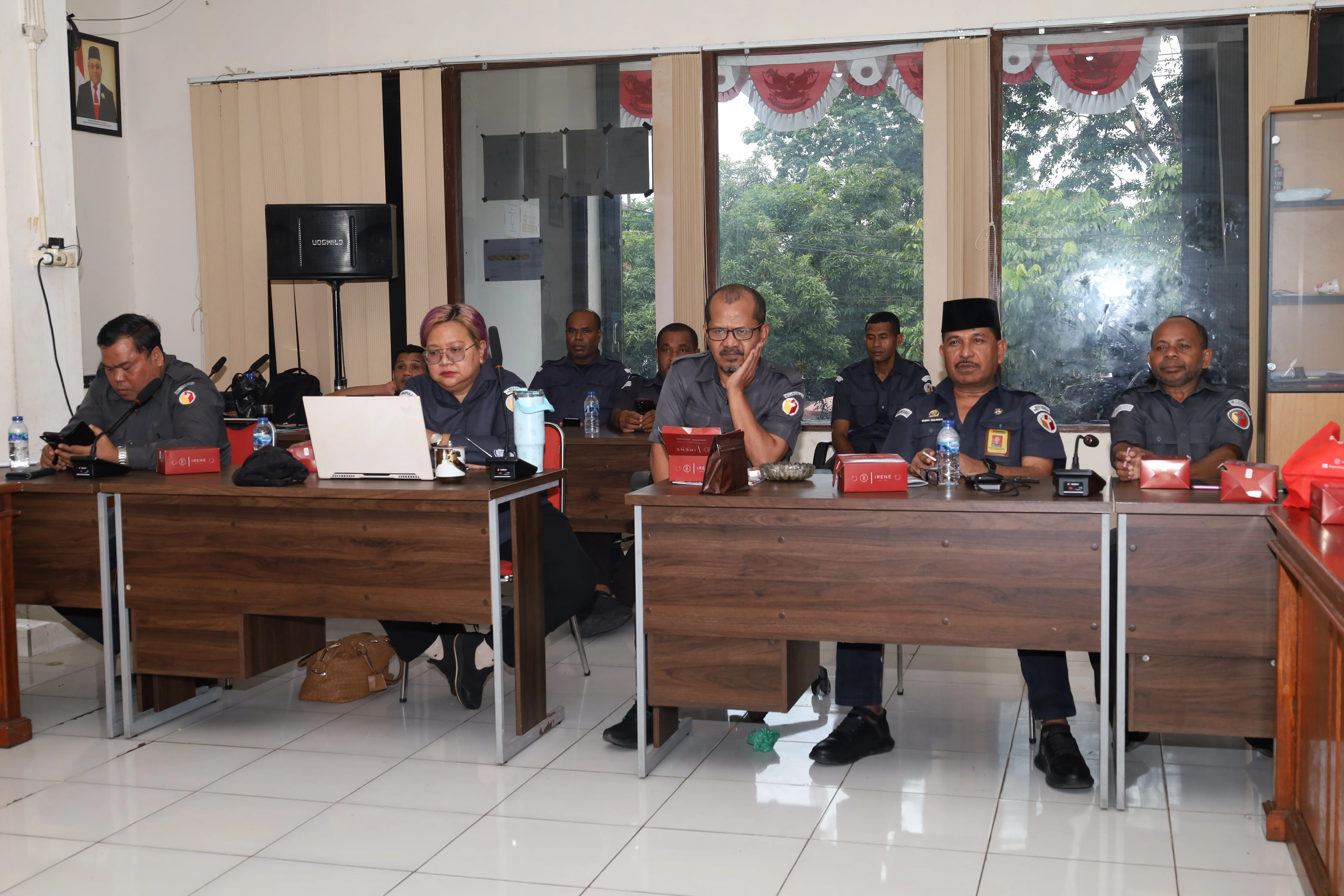 Rapat Bersama Bawaslu Membelajarkan Volume 2 dan Penyusunan Dokumen Indikator Kinerja Utama (IKU) Bawaslu Provinsi Papua
