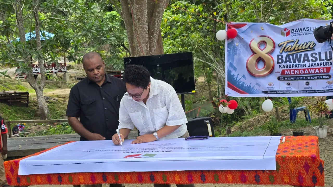 Hadiri HUT Bawaslu Kabupaten/Kota di Kampung Berap oleh Bawaslu Kabupaten Jayapura
