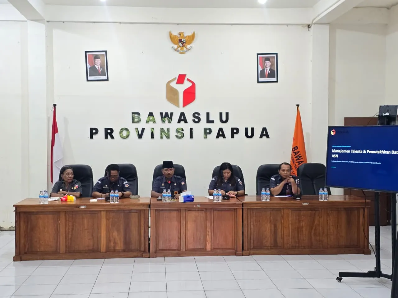 Sosialisasi Manajemen Talenta Bawaslu Papua