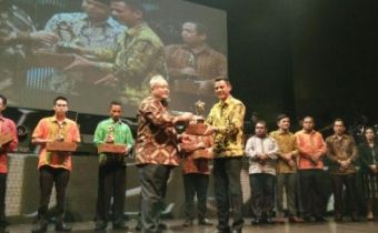 Tim Gakkumdu Kabupaten Jayapura Raih Penghargaan Gakkumdu Terbaik se-Indonesia.

