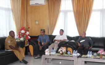 BAWASLU PAPUA LAKUKAN AUDIENS KE KESBANGPOL PROVINSI PAPUA