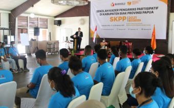 KABUPATEN BIAK NUMFOR MENJADI KABUPATEN PERTAMA PEMBUKAAN SEKOLAH KADER PENGAWASAN PARTISIPATIF DI PAPUA