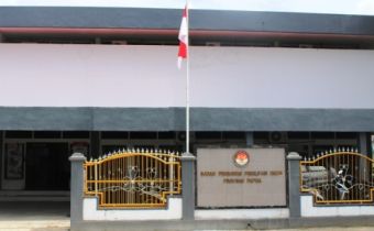 BAWASLU PAPUA GELAR NATAL BERSAMA