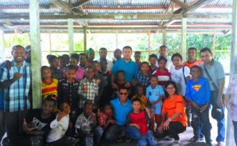 Bawaslu Papua Berbagi Kasih 