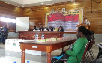 Rapat Pleno Penetapan Pemenang Pilkada di 2 daerah merupakan yang pertama.