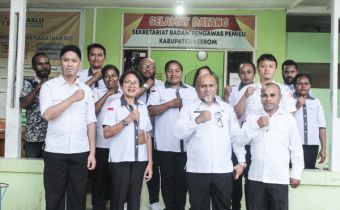 Bawaslu Provinsi Papua Laksanakan Peningkatan Kapasitas Kesekretariatan Bawaslu Kabupaten Kerom 