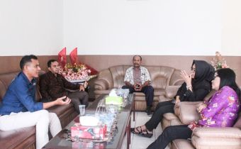 Bawaslu Provinsi Papua Bangun Kolaborasi dengan RRI Jayapura untuk Gaungkan Semangat Pencegahan Pelanggaran Hingga ke Pelosok Papua