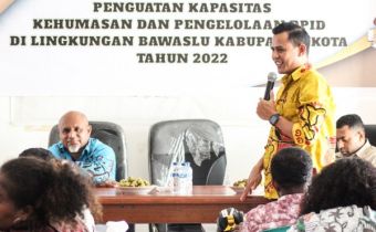 Bawaslu Provinsi Papua Selenggarakan Penguatan Kapasitas Kehumasan untuk Bawaslu Kabupaten di Wilayah Saireri