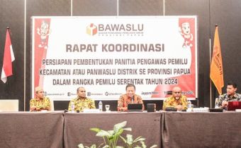 Bawaslu Provinsi Papua  Selenggarakan Rapat Koordinasi Persiapan Pembentukan Panitia Pengawas Pemilu Kecamatan / Distrik Se-Provinsi Papua
