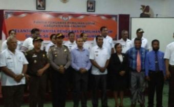 Siska Rumbiak : Panwas Biak Numfor akan tertibkan alat peraga kampanye