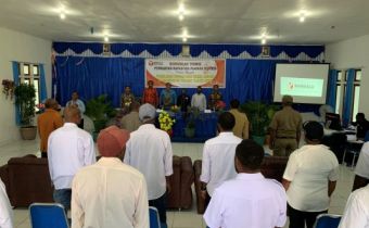 NIKO TUNJANAN : KEMAJUAN ATAU KEMUNDURAN DEMOKARASI DI TANAH YALIMO DITENTUKAN OLEH BAPAK/IBU SEBAGAI PANWAS DISTRIK